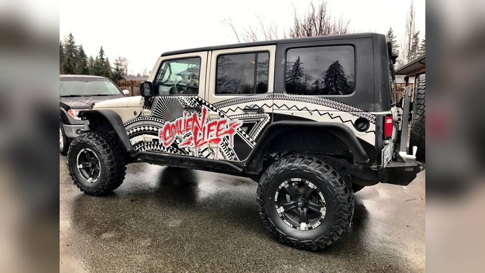 How Much to Vinyl Wrap a Jeep