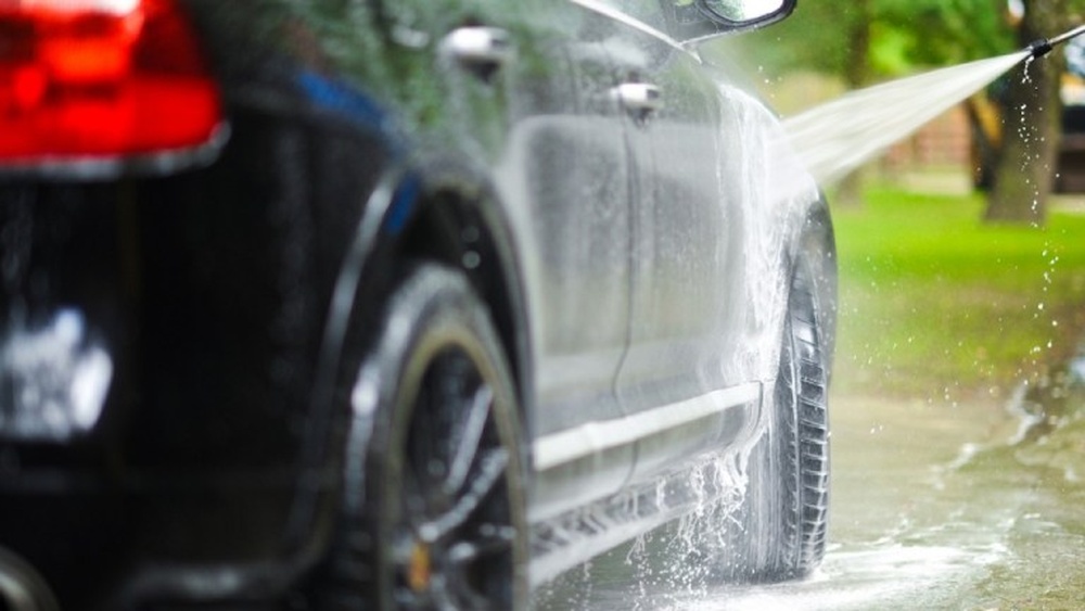 How to Choose a Pressure Washer for Your Car