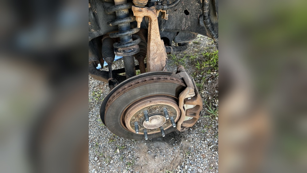 How to Clean Rotors And Brake Pads