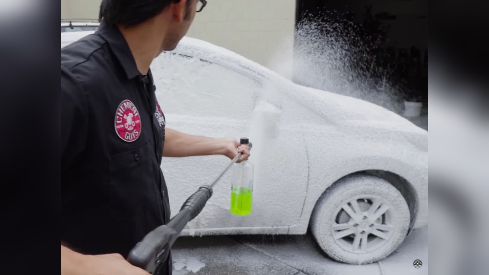 How to Fill Chemical Guys Foam Cannon: Easy Steps for Perfect Foam