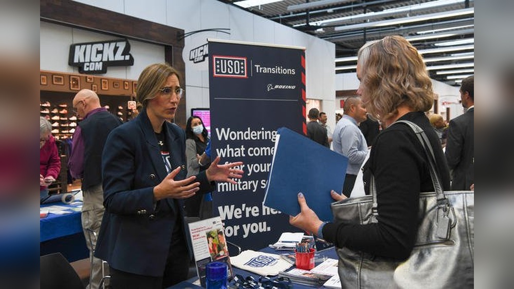 How to Network at Career Fairs