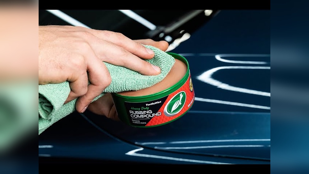 How to Use Turtle Wax Rubbing Compound on a Car