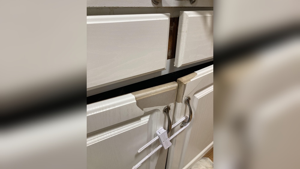 How to Wrap Cabinets With Vinyl